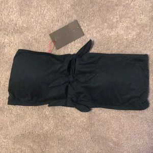 Bandeau bathingsuit with 3 ties